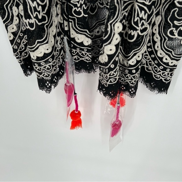 Hemant & Nandita Anthropologie Lace embroidered cape jacket‎ blouse size small - Picture 6 of 14